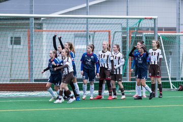 Bild 234 - wBJ VfL Pinneberg - St. Pauli : Ergebnis: 7:0 (Abbruch)